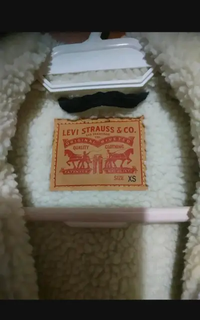 Chaqueta levi cotele negra con chiporro por dentro - miniatura 2
