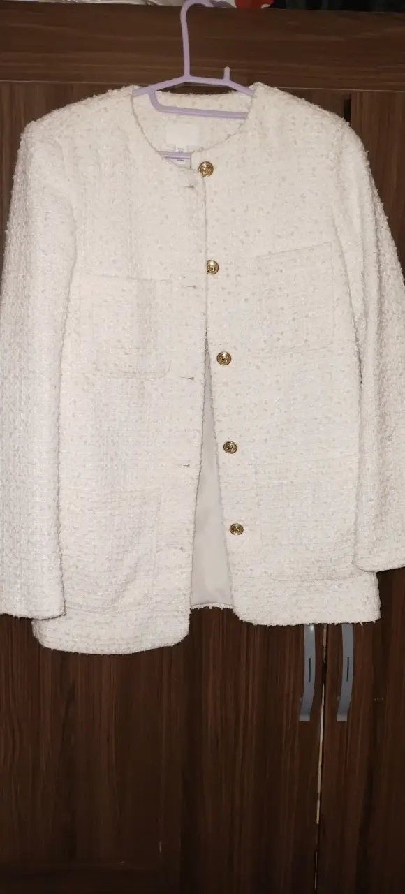 Chaqueta estilo Chanel marca H&M
