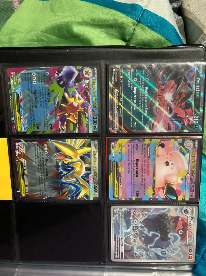 Colección de cartas Pokémon EX y holográficas - 2