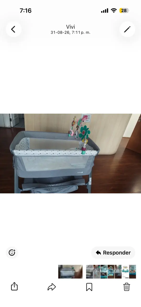 Cuna colecho para bebé con móvil de juguetes - 4