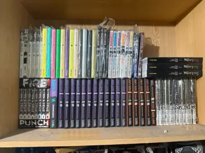 Colección de mangas variados en buen estado - miniatura 1