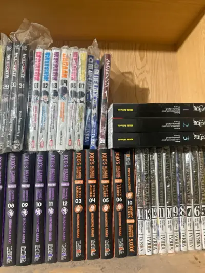 Colección de mangas variados en buen estado - miniatura 4
