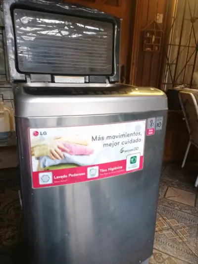 Lavadora LG de carga superior - miniatura 2