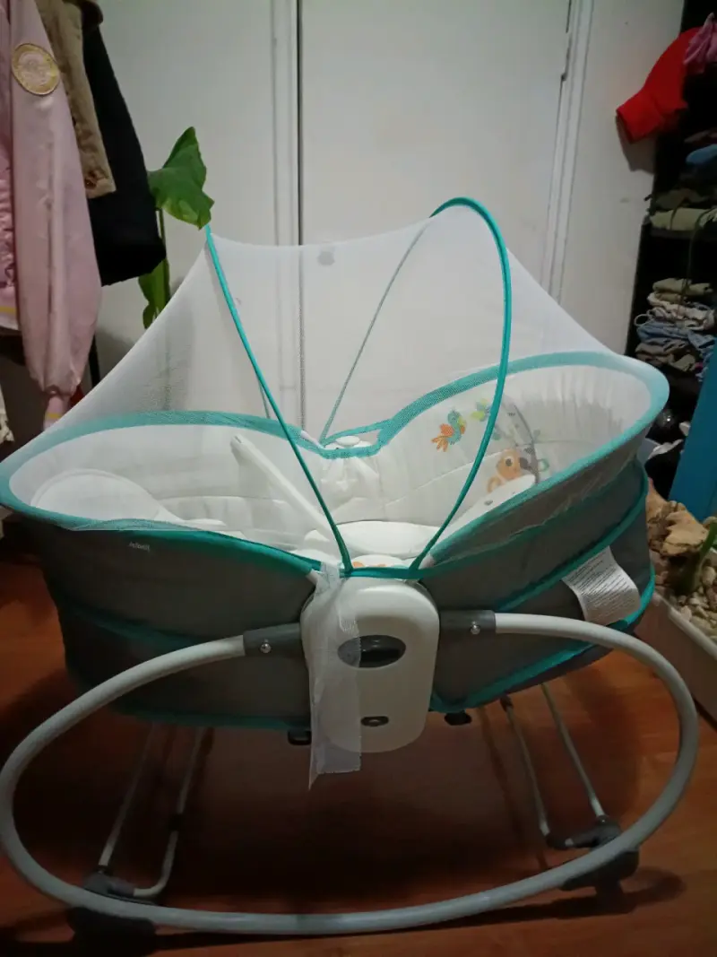 Cuna mecedora para bebé con mosquitero Baby Link - 4