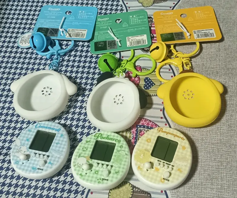 Mini consolas Sanrio Originales - 3