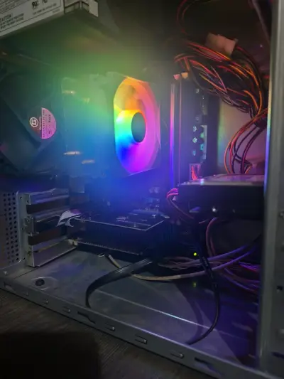 PC de Escritorio con Ventilador RGB - miniatura 2