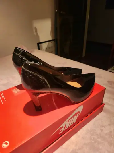 Zapatos de tacón negro charol gacel talla 35 - miniatura 2