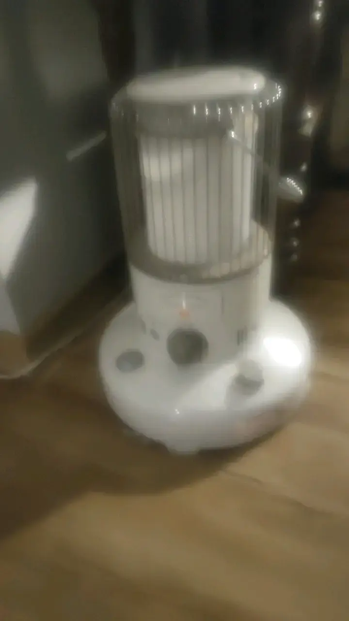 Calefactor eléctrico blanco en buen estado - 1