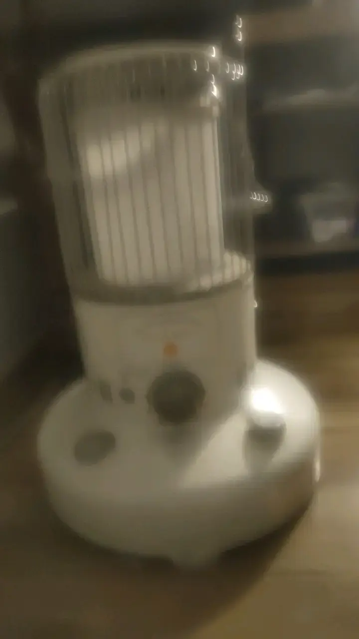 Calefactor eléctrico blanco en buen estado - 2