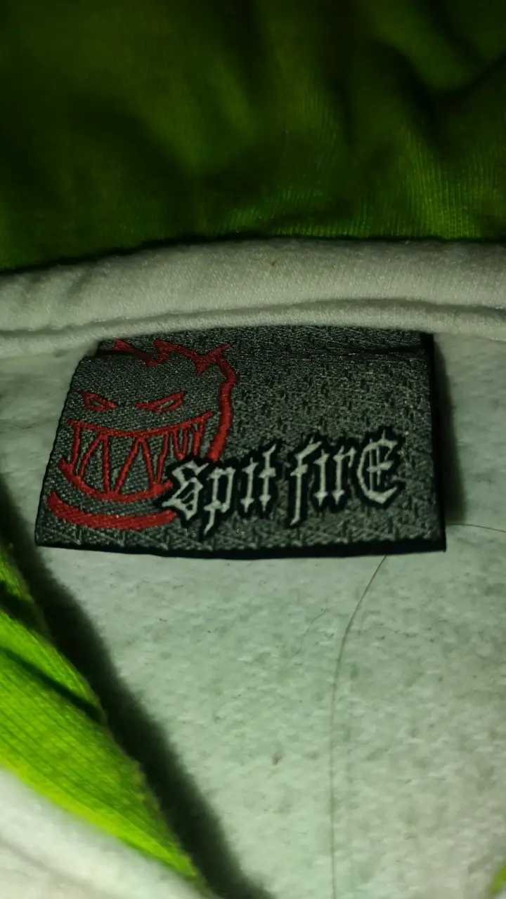 Zip up (poleron) SpitFire blanco y verde y2k - 6