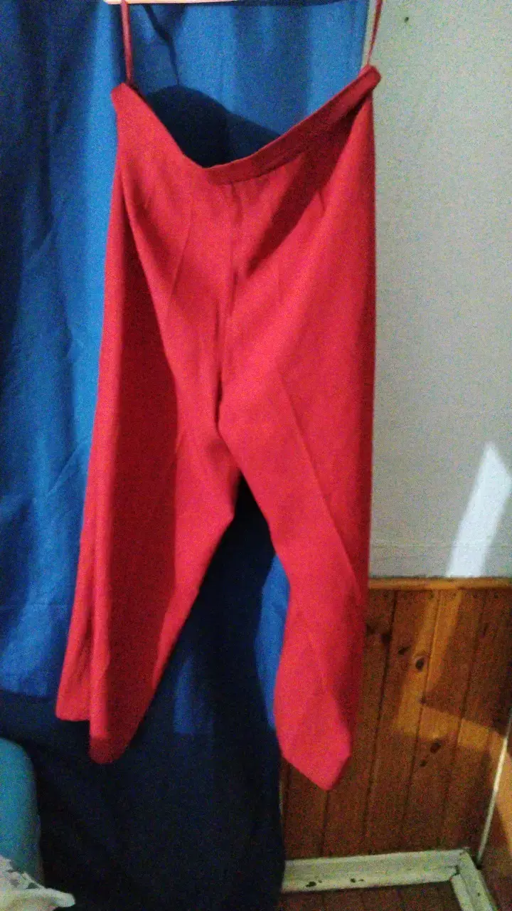 Pantalones rojos de mujer elegantes - 2