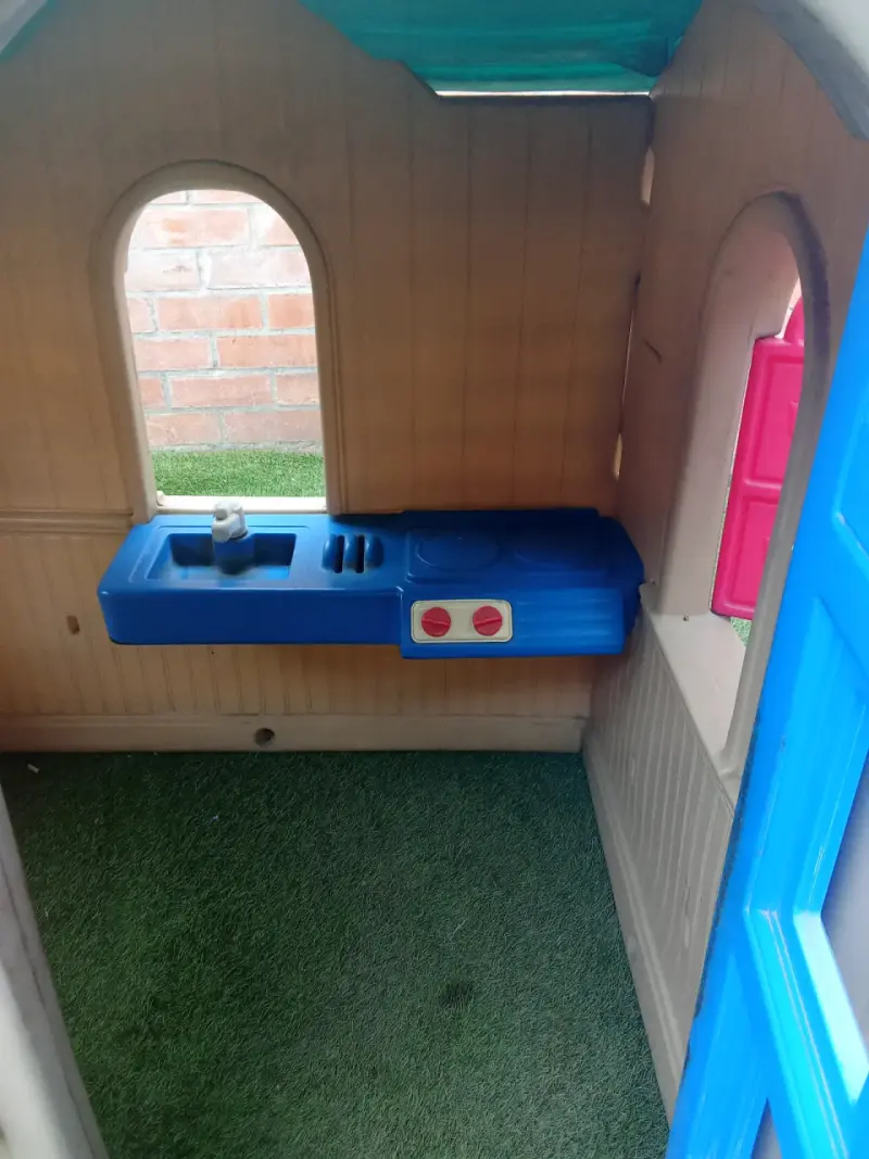 Casita de Juego Infantil de Plástico para Exterior - 5