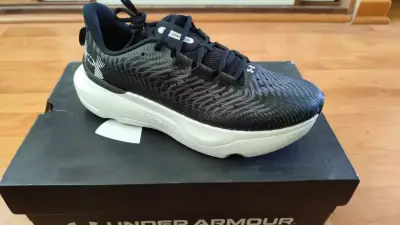 NUEVAS! Zapatillas running UA HOVR Infinite Pro - miniatura 1