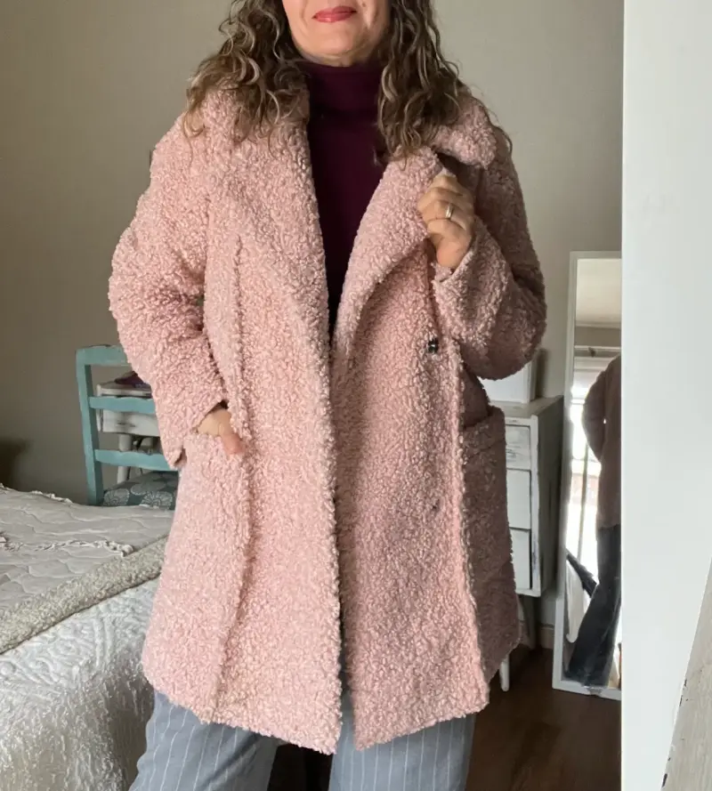 Abrigo estilo corderito rosa para mujer - 3