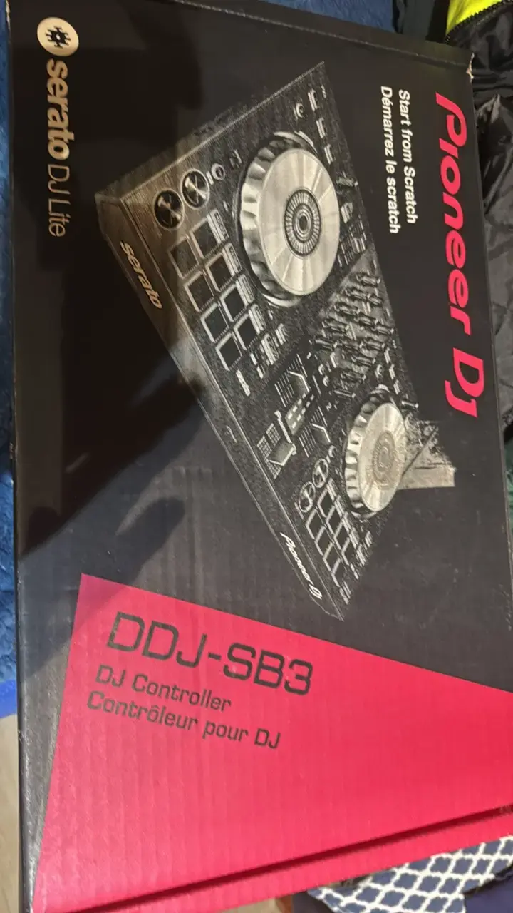 Controlador DJ Pioneer DDJ-SB3 con Serato DJ Lite - 1