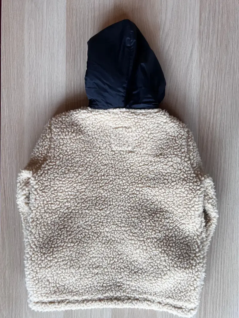 Chaqueta de niño con capucha y forro polar - 4