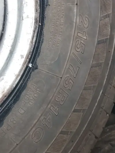 Neumáticos 215/75R14C con llantas usadas - miniatura 2