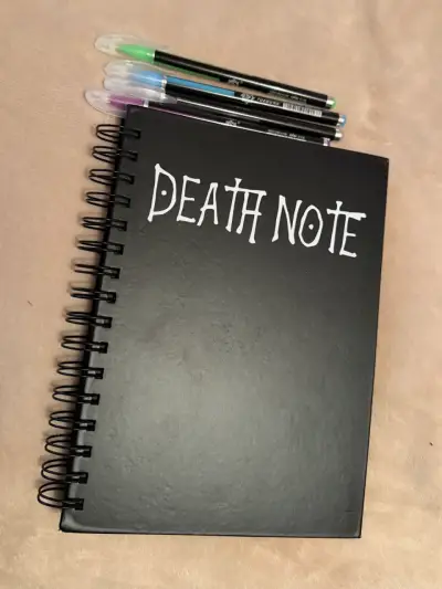 Cuaderno Death Note con bolígrafos de colores - miniatura 1