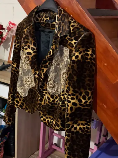 Chaqueta de Leopardo con Encaje para Mujer - miniatura 1