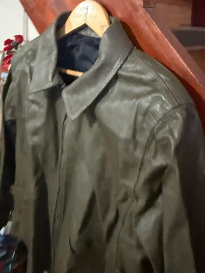 Chaqueta de cuero sintético verde oliva para mujer - 2