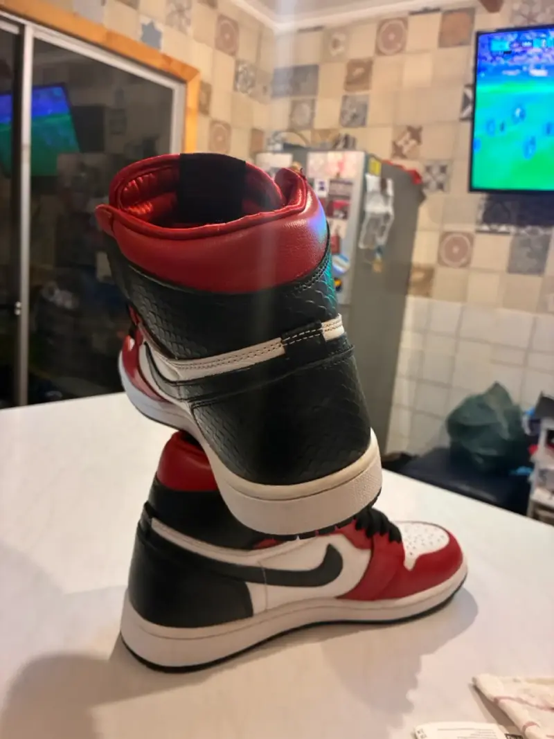 Jordan 1 High 44EUR - 5