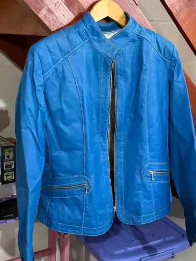 Chaqueta de cuero azul para mujer - miniatura 1
