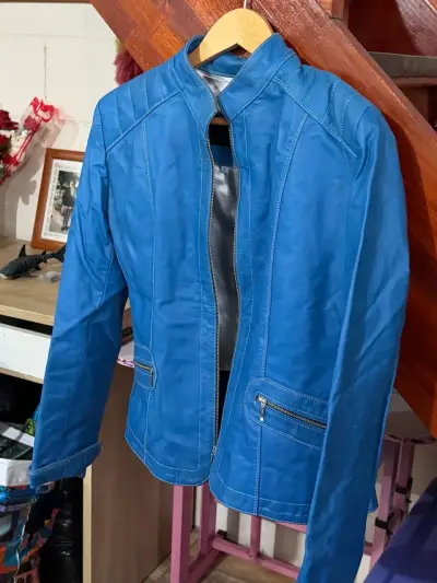 Chaqueta de cuero azul para mujer - miniatura 2