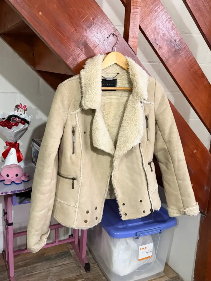 Chaqueta de mujer beige con forro de lana Alaniz - 1