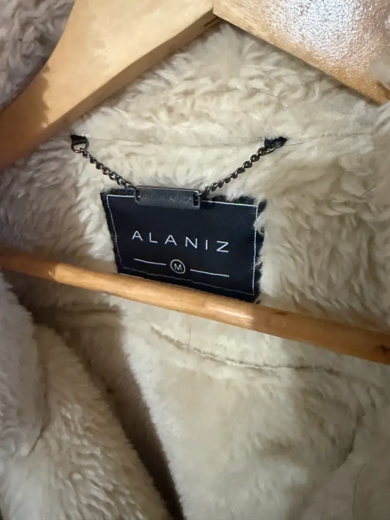 Chaqueta de mujer beige con forro de lana Alaniz - 2