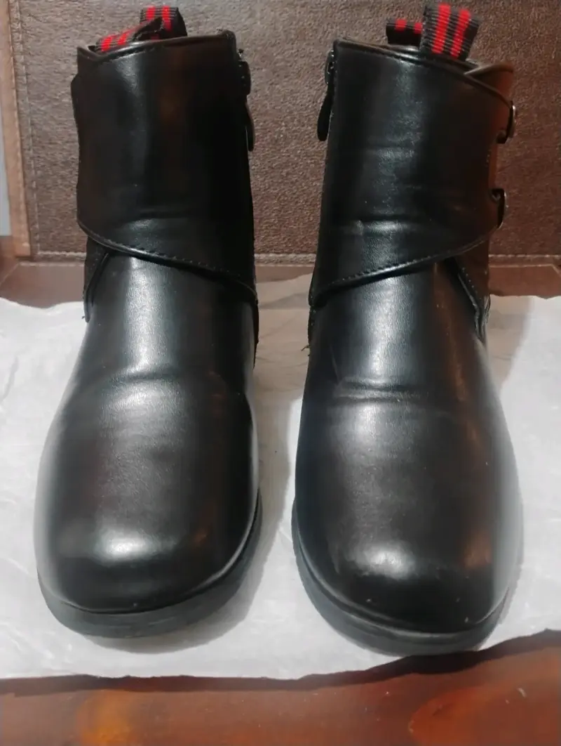 Botines de cuero negro para niño de cueca