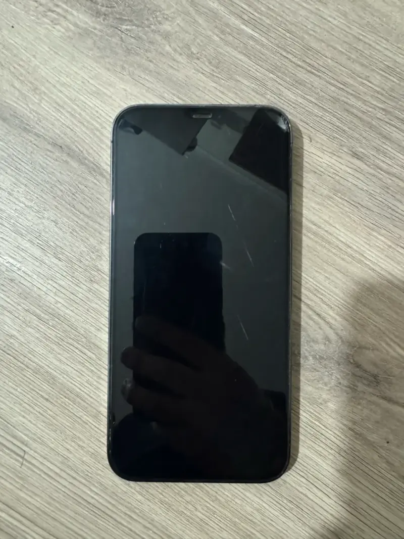 iPhone 12 Pro Max tapa trasera rota funciona 100% - 1