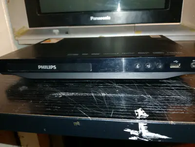 Reproductor de DVD Philips con HDMI y USB - miniatura 2