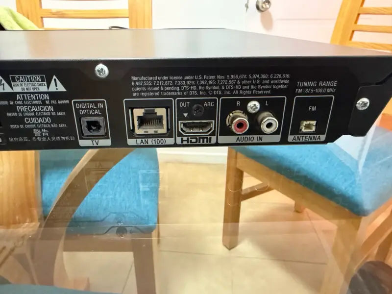Sistema de sonido Sony con altavoces y reproductor - 4