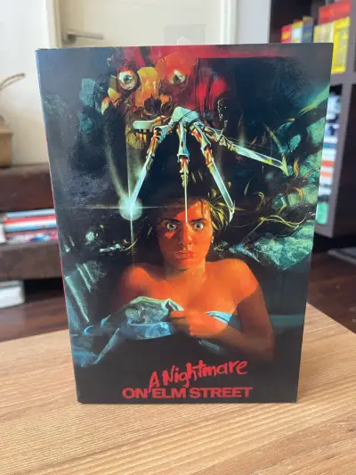 Figura de acción Freddy Krueger con accesorios - miniatura 1