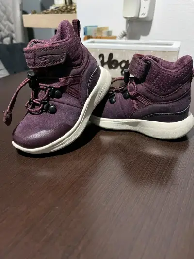 Zapatillas deportivas infantiles con diseño de personajes - miniatura 5