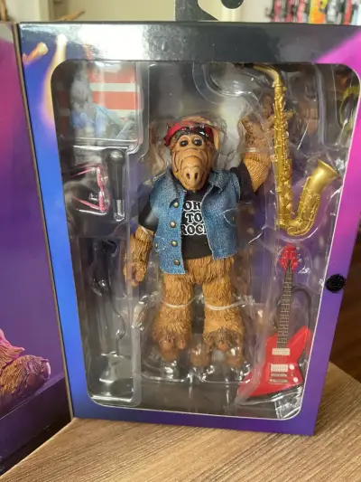 Figura de acción ALF Born to Rock con accesorios - miniatura 1