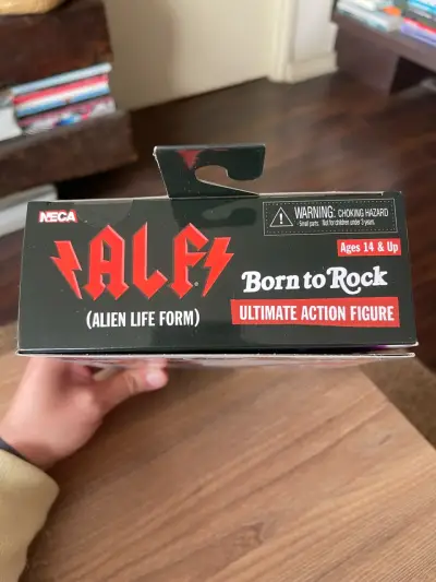 Figura de acción ALF Born to Rock con accesorios - miniatura 3