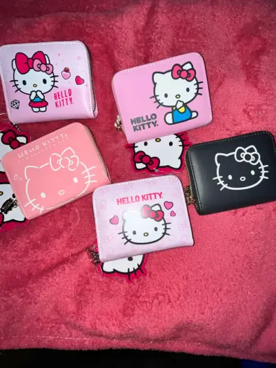 Set de accesorios Disney y Hello Kitty - miniatura 3