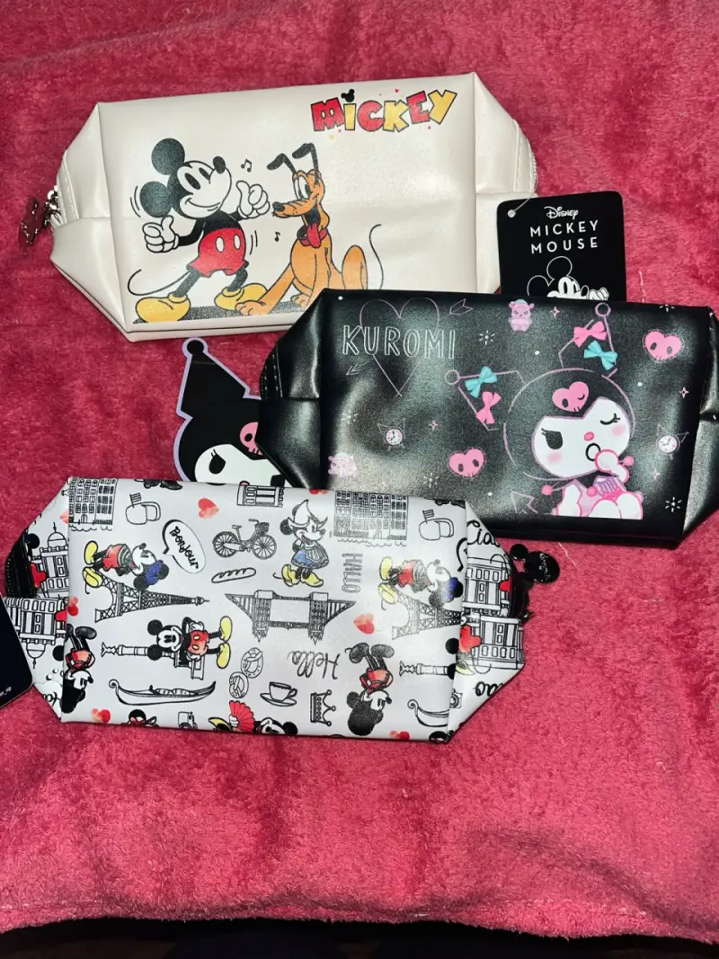 Set de accesorios Disney y Hello Kitty - 4