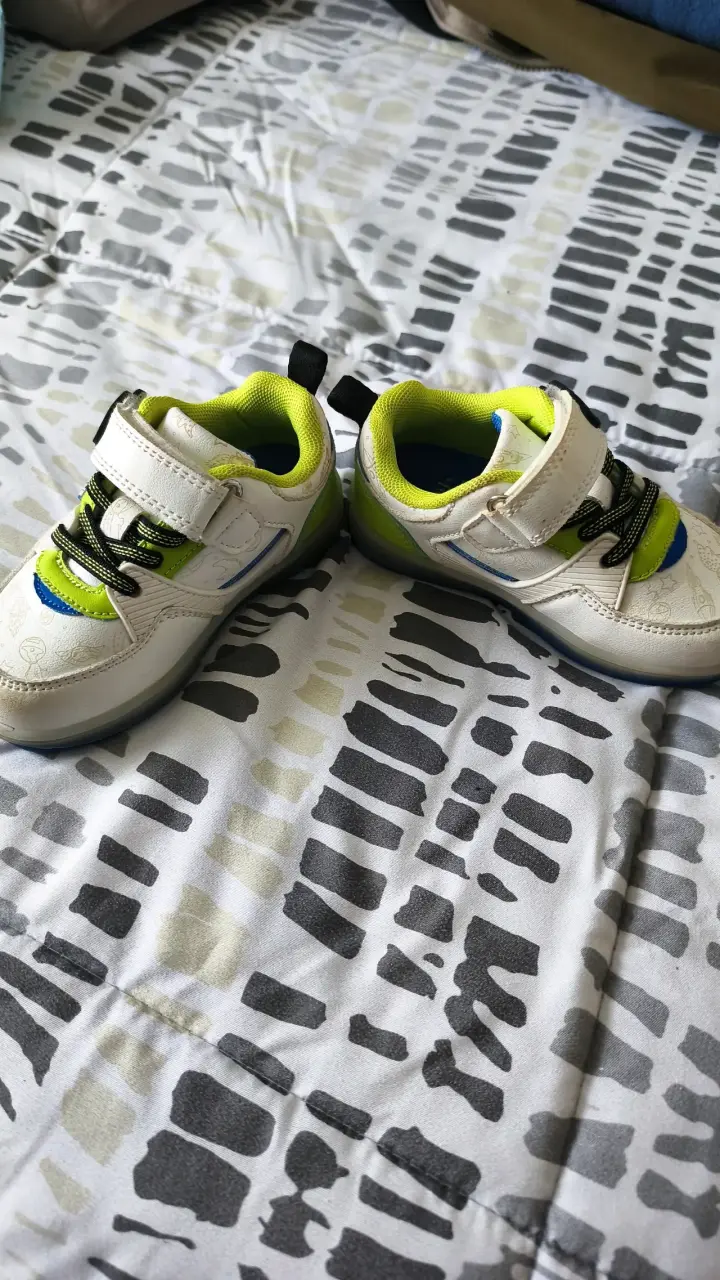 Zapatillas infantiles Ficcús con luces n°22 - 2