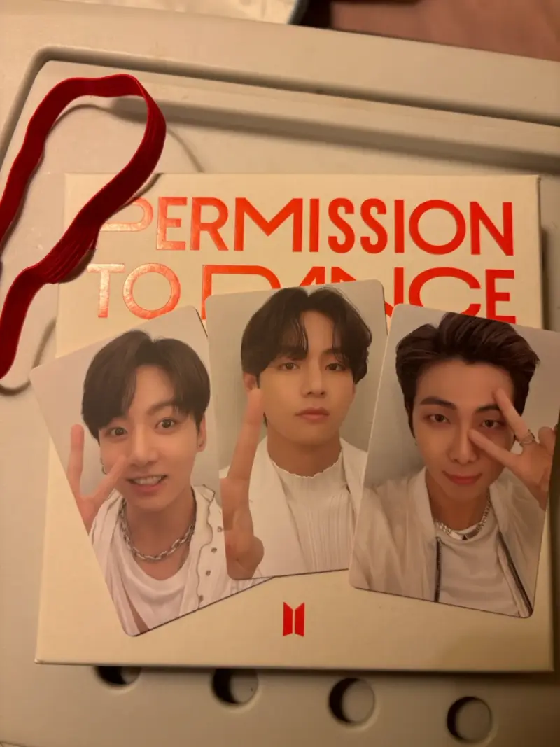 Album BTS Permission to Dance