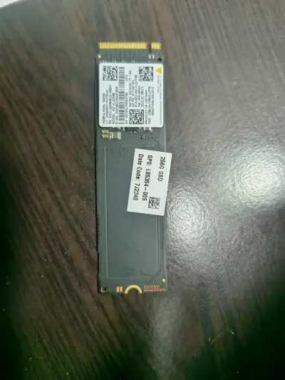 Unidad SSD M.2 256GB para Laptop - miniatura 1