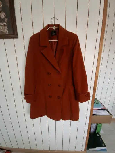 Abrigo de lana naranja para mujer - miniatura 1