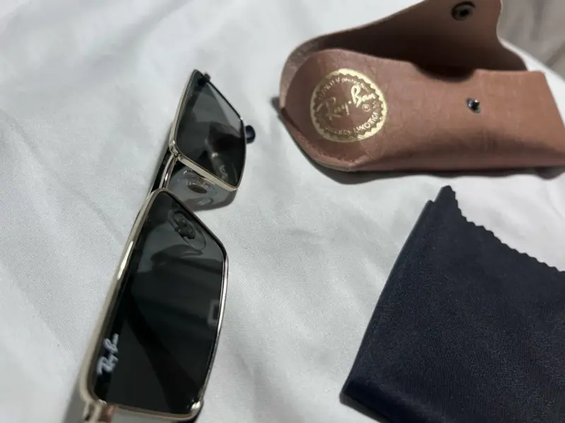Gafas de Sol Ray-Ban  Emi Cuadradas con Estuche