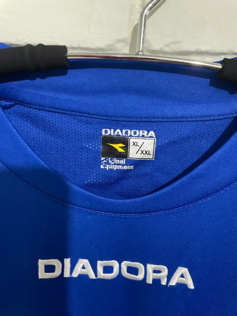 Polera deportiva azul Diadora para hombre - 3