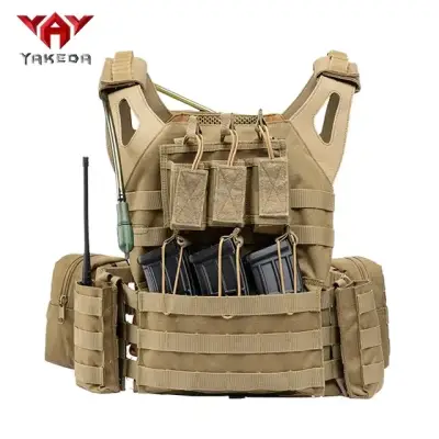 Chaleco táctico Yakeda con mochila de hidratación. - miniatura 1