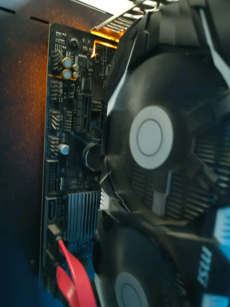 Tarjeta gráfica MSI 1050ti 4gb - 4