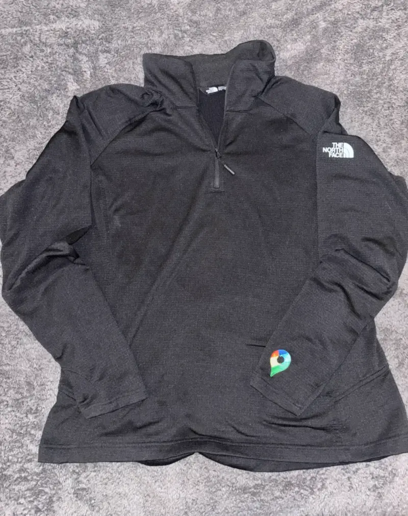 Polerón negro The North Face para mujer - 2