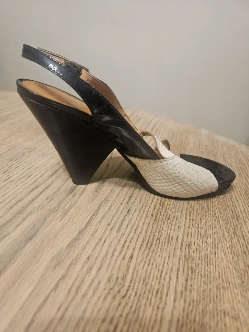 Sandalias de tacón alto bicolor - 2