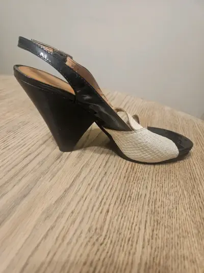 Sandalias de tacón alto bicolor - miniatura 2